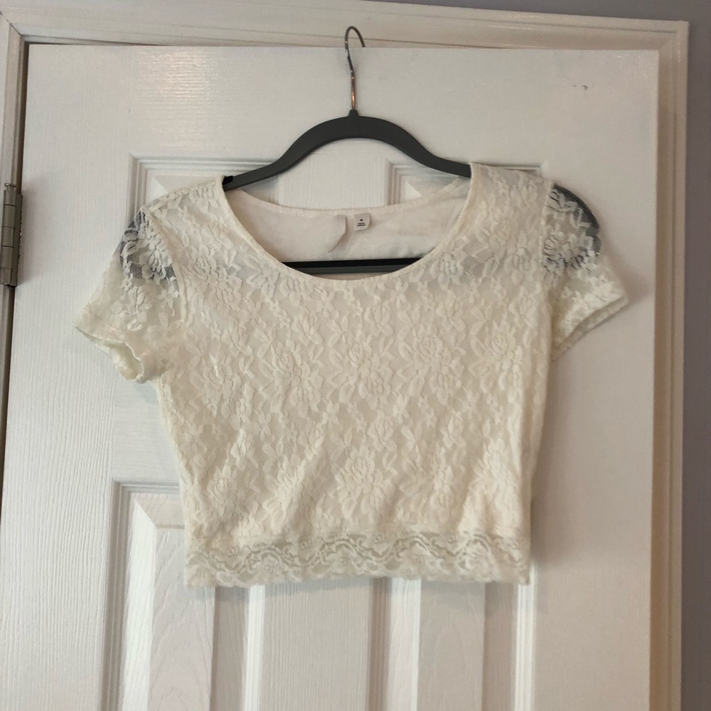 Cropped floral t shirt